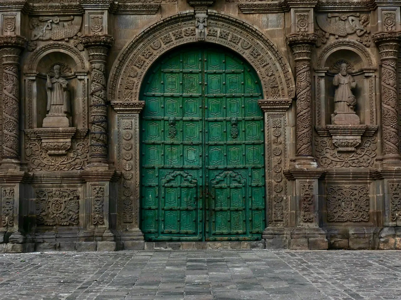 4. Experience the Vibrant Celebrations of the Virgen de la Candelaria Festival