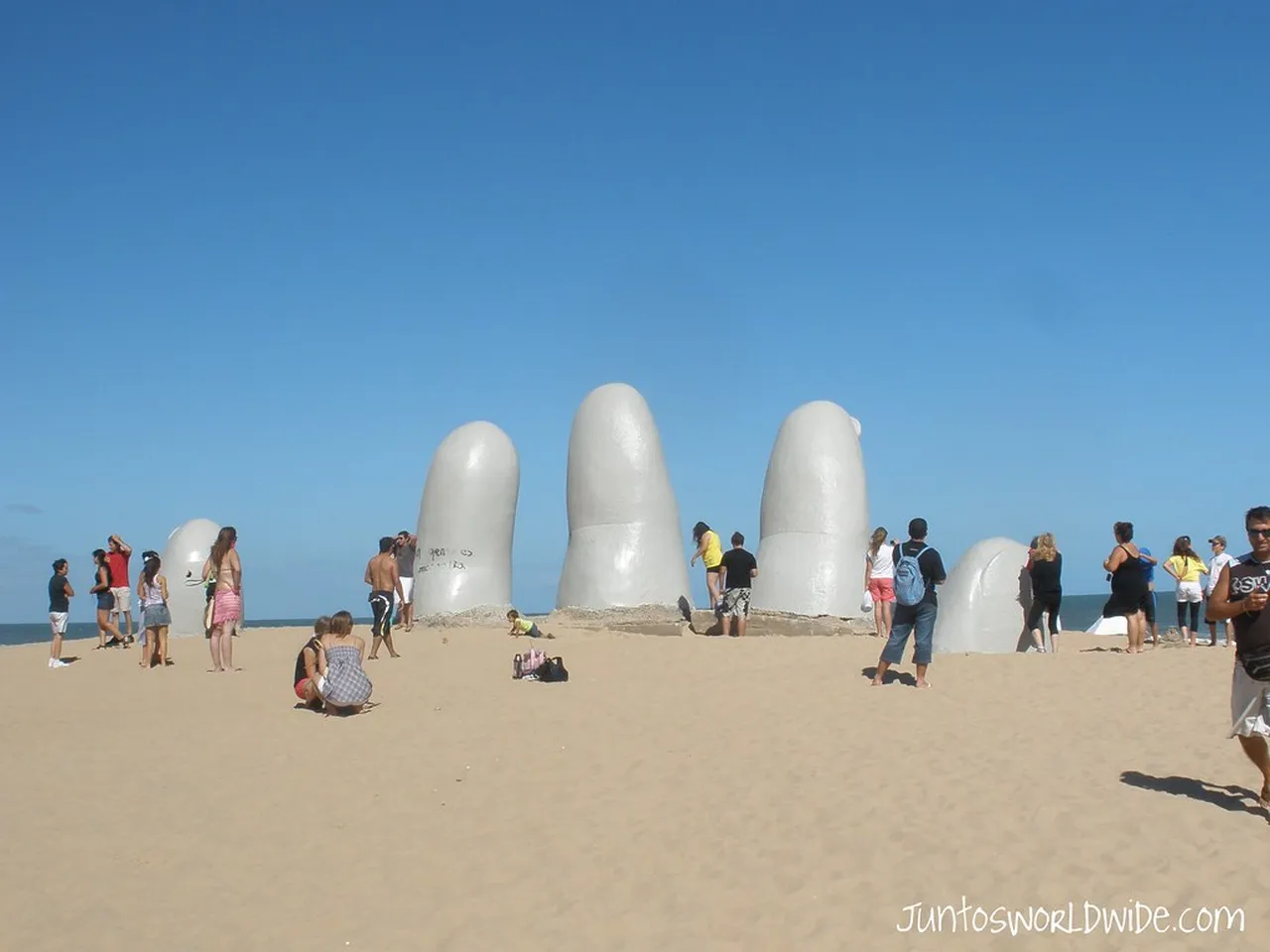 4. The Lighthouse of Punta del Este: A Beacon of History