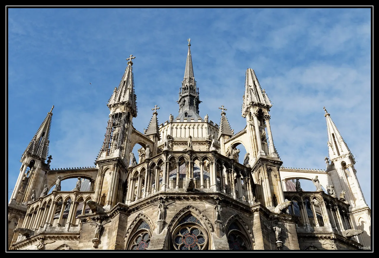 2. Discover the Champagne Houses: Taste the World-Famous Bubbles