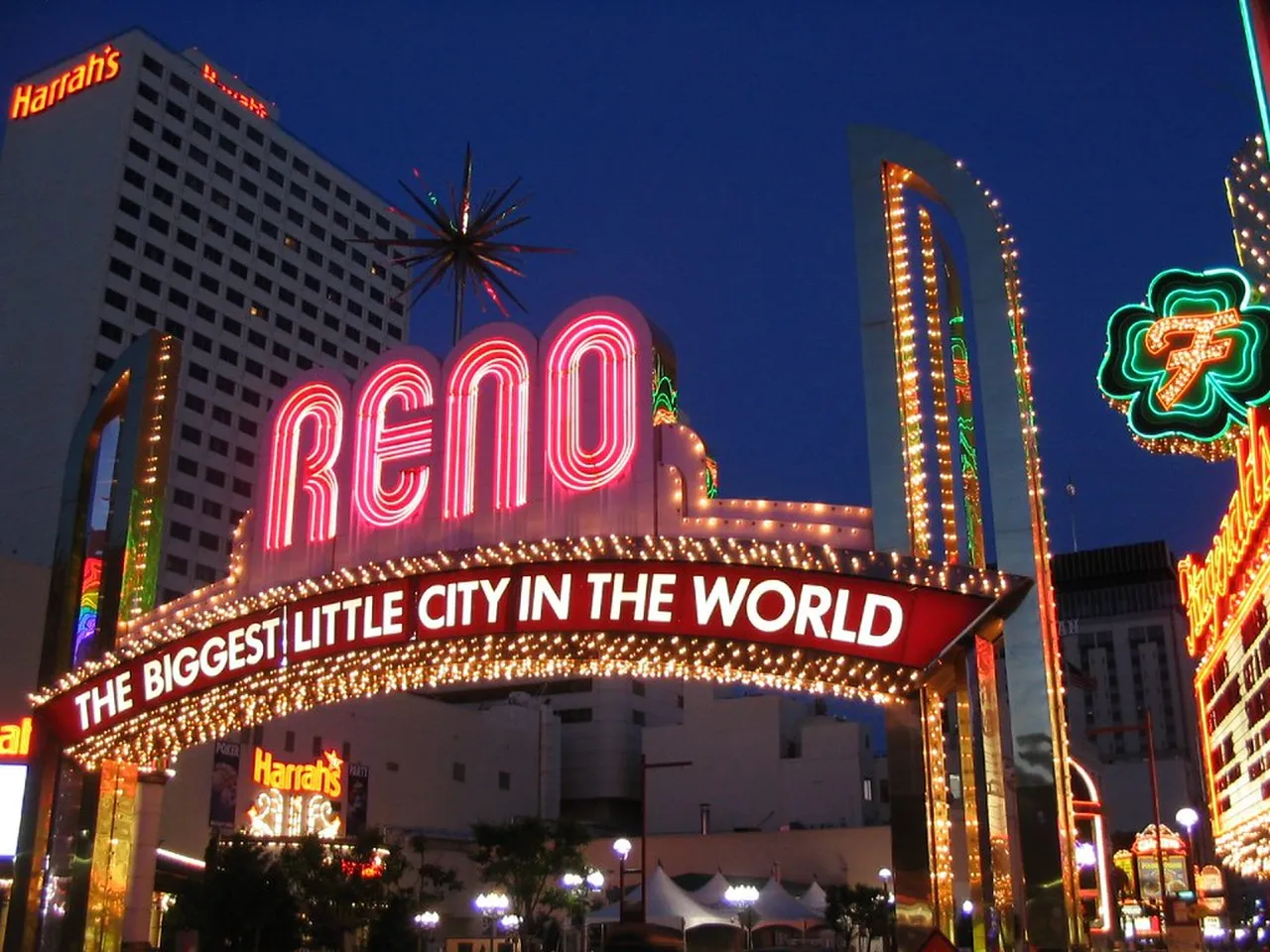 5. Reno City Hall: A Blend of Modern Architecture and Tradition