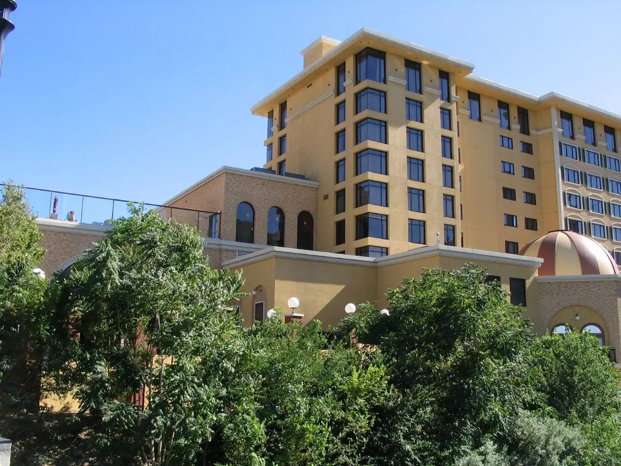 2. Explore Live Music Venues in Reno: The Sounds of the City