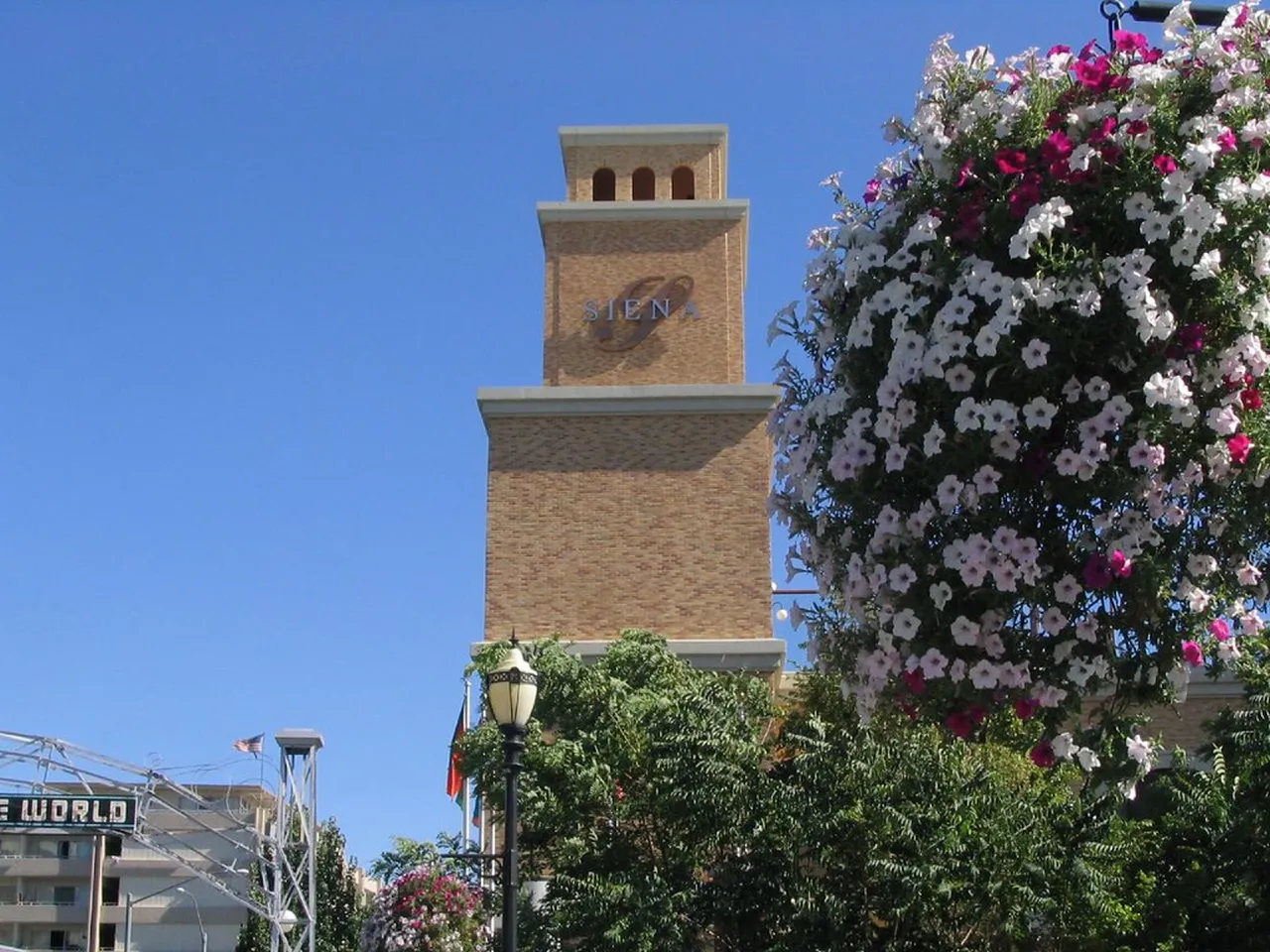 1. Experience the Thrills of Reno’s Casino Nightlife