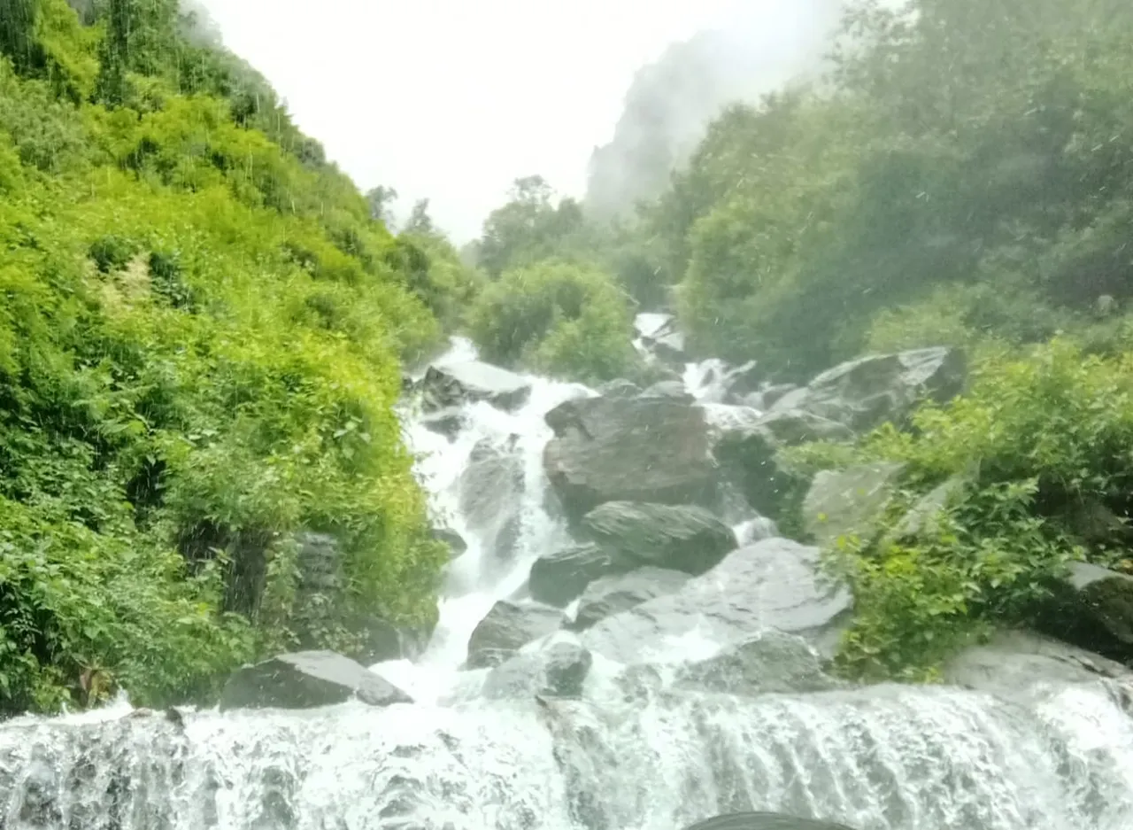 4. Neer Garh Waterfall: A Hidden Gem of Natural Beauty