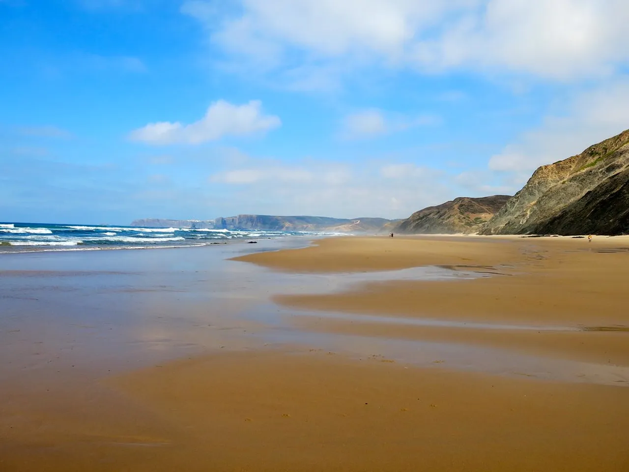 2. Hiking the Costa Vicentina: A Nature Lover’s Paradise