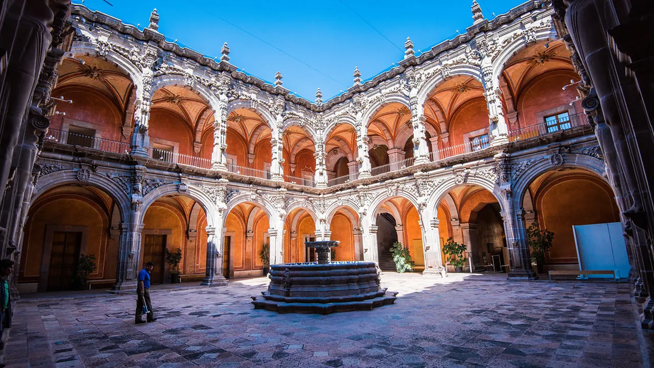 4. Art and Craftsmanship: Handmade Treasures of San Ignacio