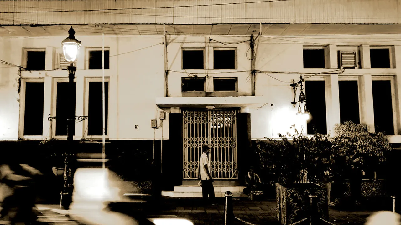 5. Old Semarang: Walking Through Time in Kota Lama