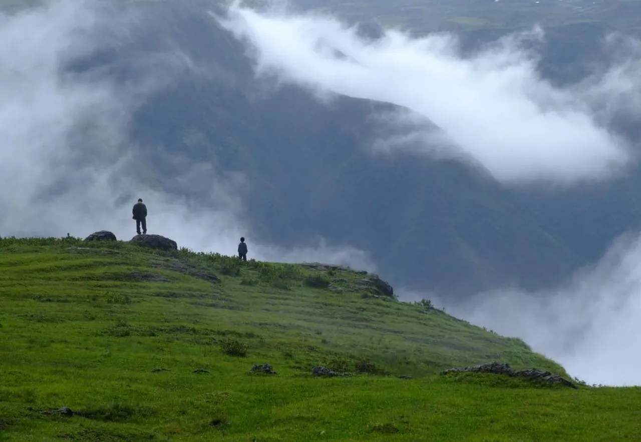 3. Traditional Khasi Cuisine: A Culinary Journey Through Shillong Culture