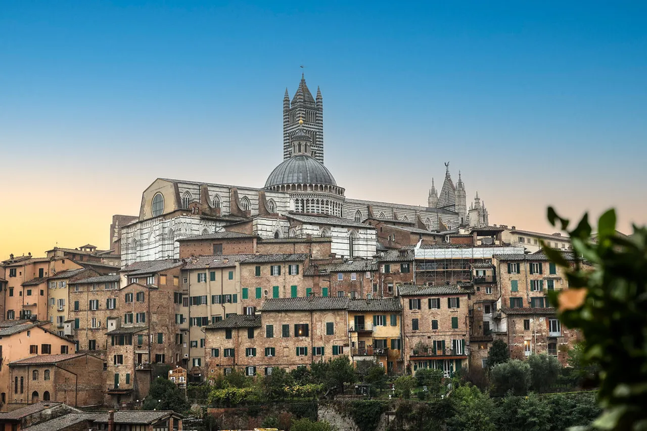 4. Enjoy Local Cuisine: Taste the Best of Sienese Food