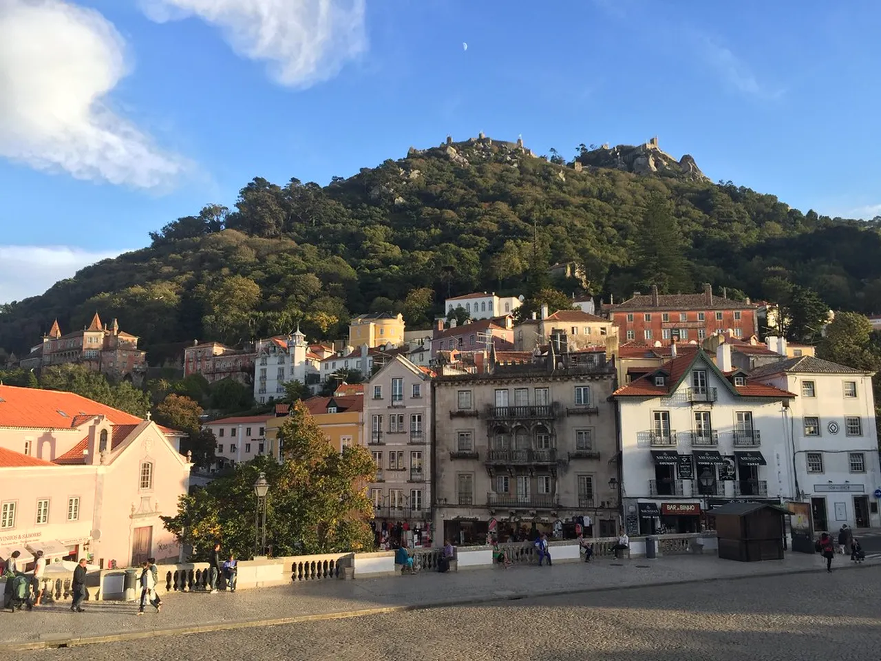 2. Pena Palace: The Iconic Fairytale Castle on the Hill
