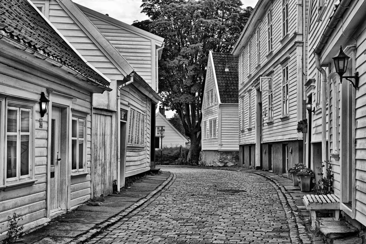 2. Explore the Historical Stavanger Cathedral: A Gothic Masterpiece