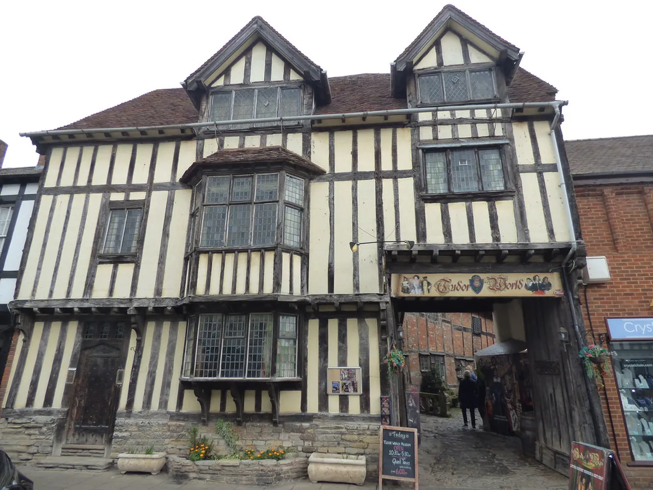 1. Visit Shakespeare’s Birthplace: A Peek Into His Early Life