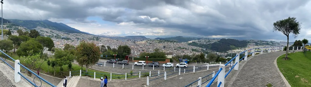 5. La Torre de la Catedral: A Historical Icon Overlooking the City