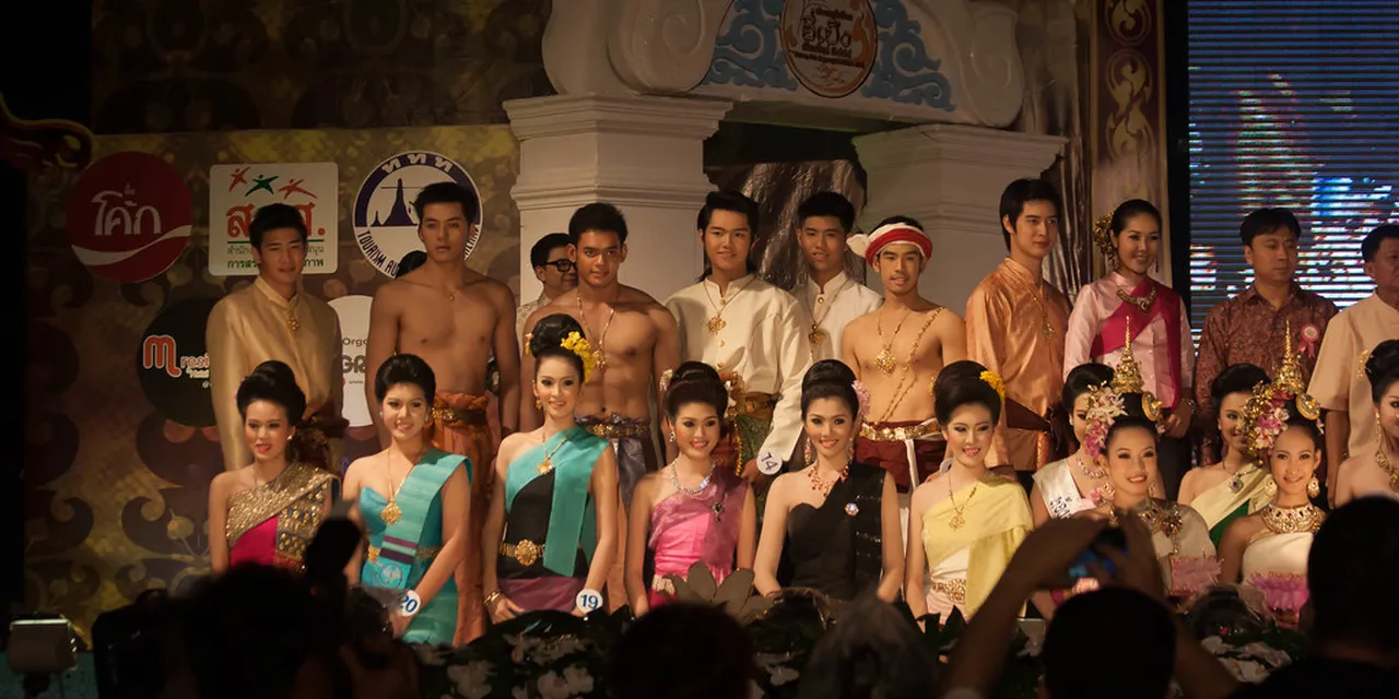 1. Loy Krathong Festival: A Night of Floating Lanterns