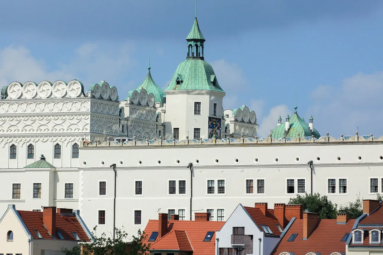 3. A Walk Through the Szczecin Old Town: Timeless Charm