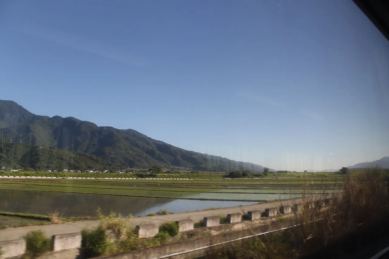 1. Exploring Taroko National Park: A Natural Marvel