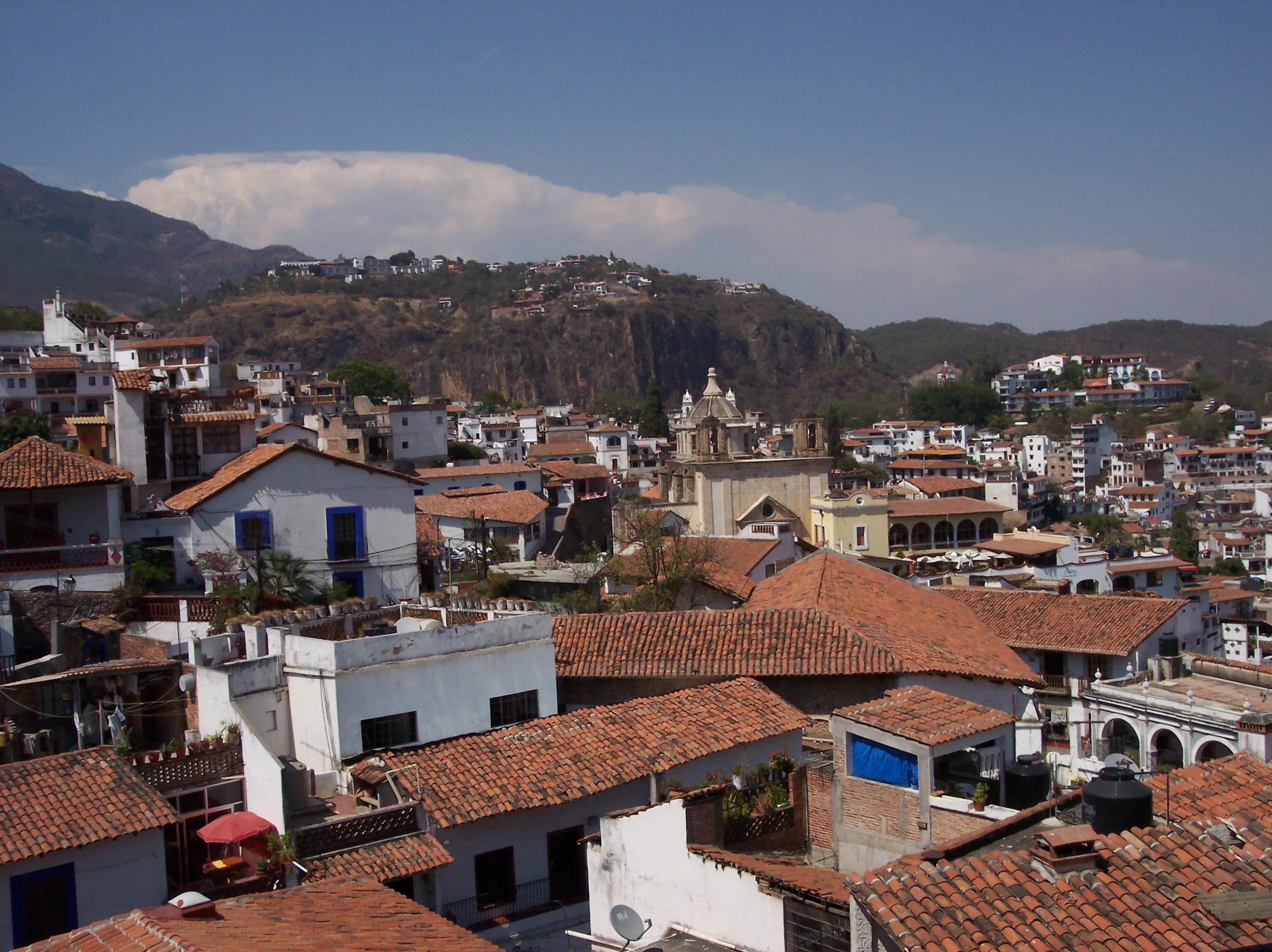 1. The Historical Roots of Taxco Culture: A Colonial Legacy