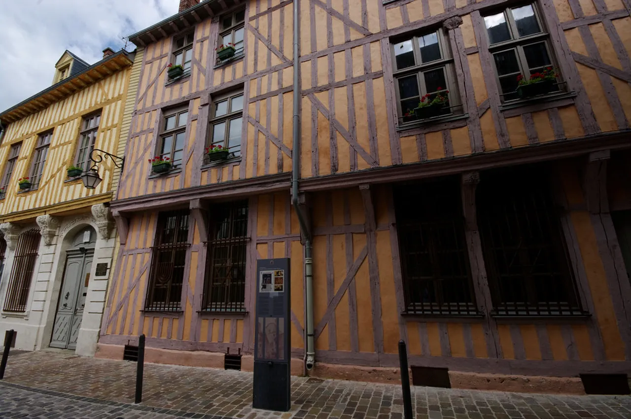 3. The Gastronomic Delights of Troyes Culture: A Culinary Journey