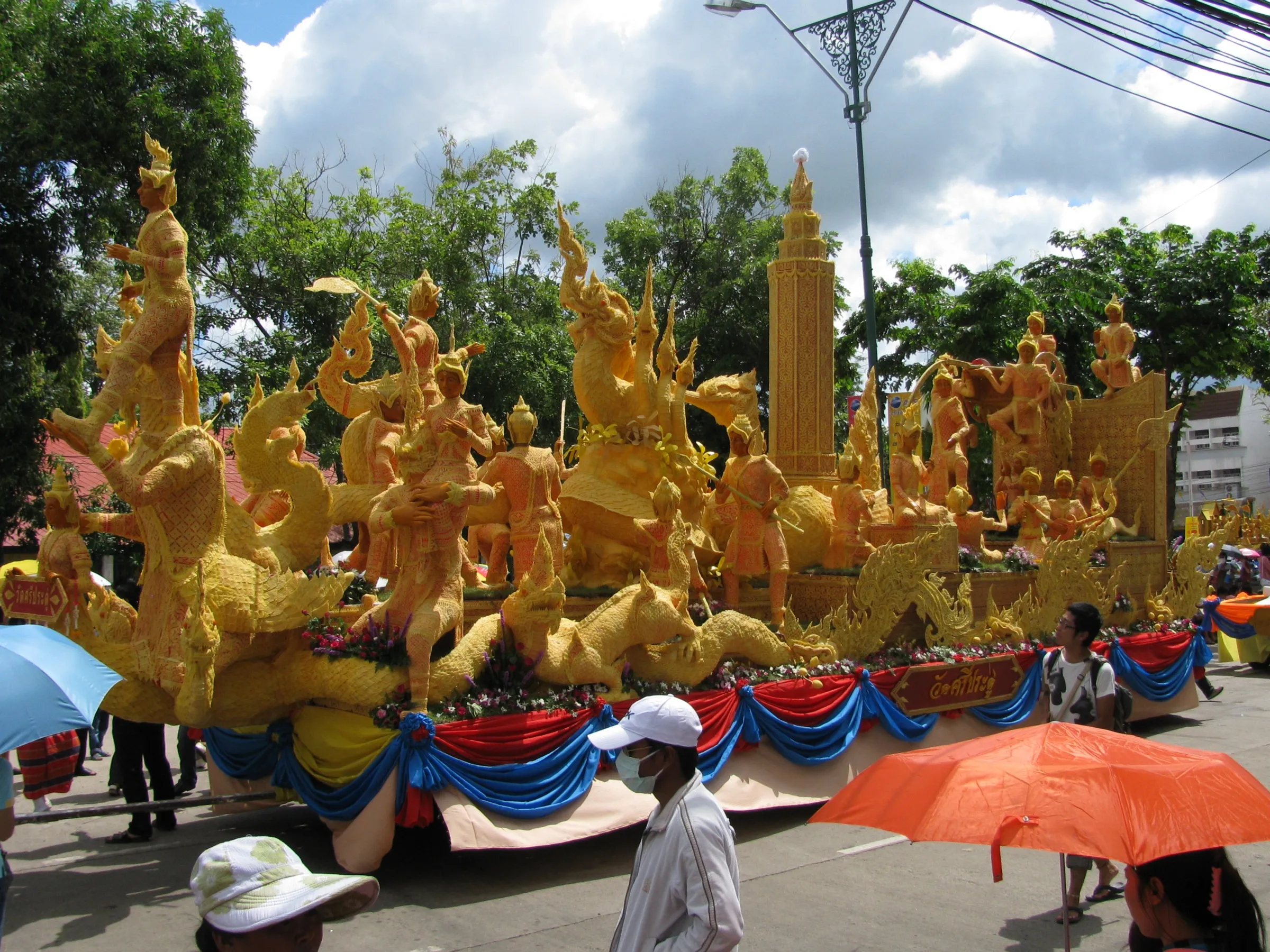 3. Traditional Thai Cuisine: Tasting Ubon Ratchathani’s Flavors