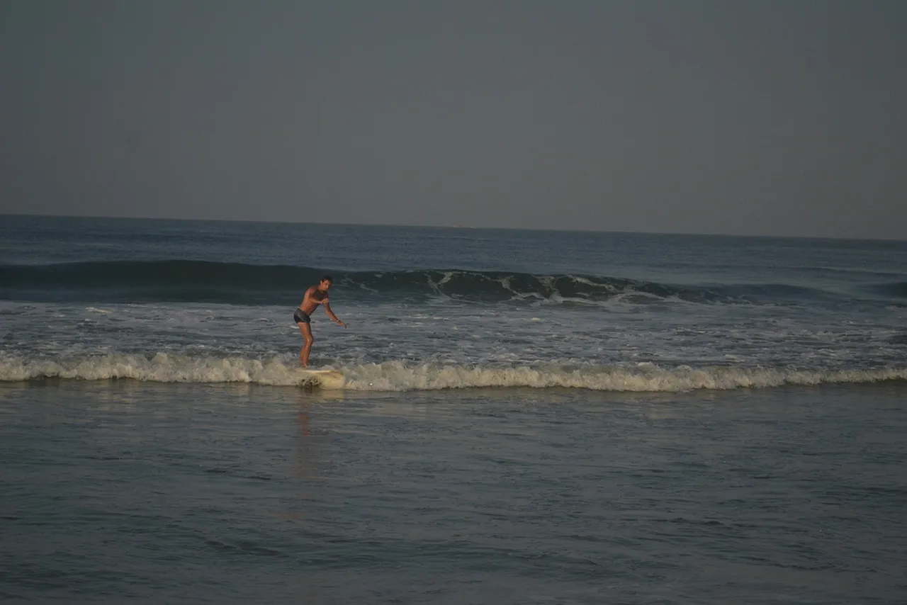 5. Explore Local Art at the Varkala Art Festival
