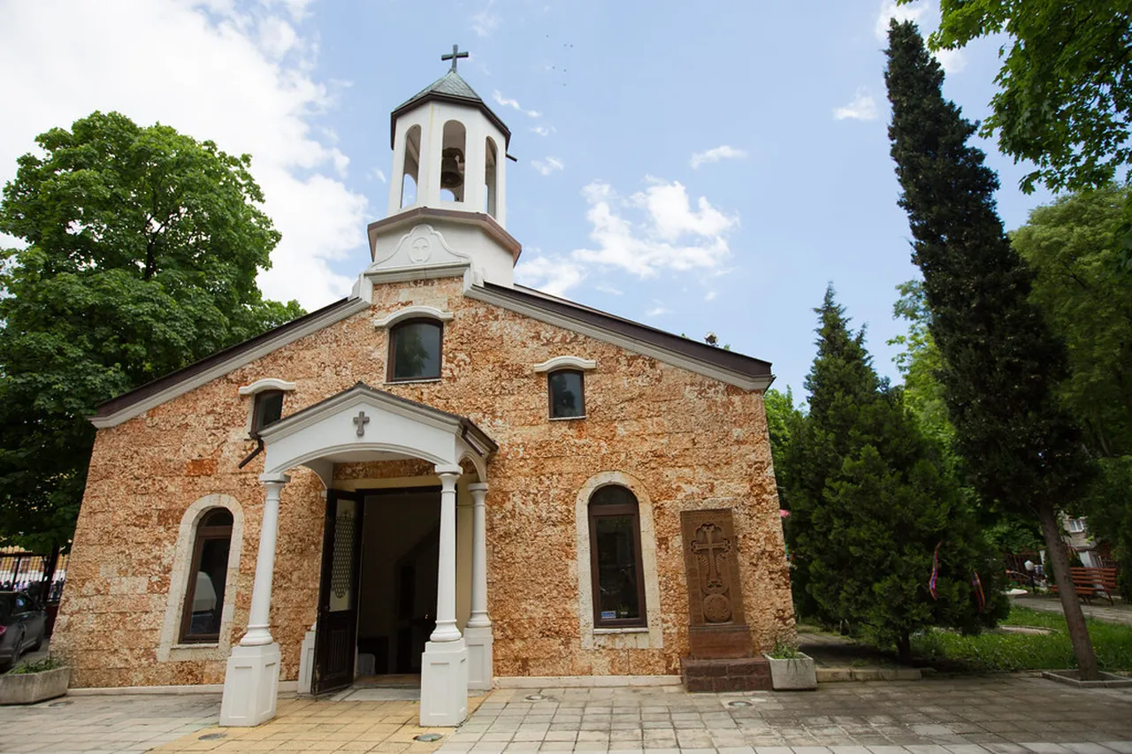 4. The Annual Varna Summer Festival: Celebrating Art and Music