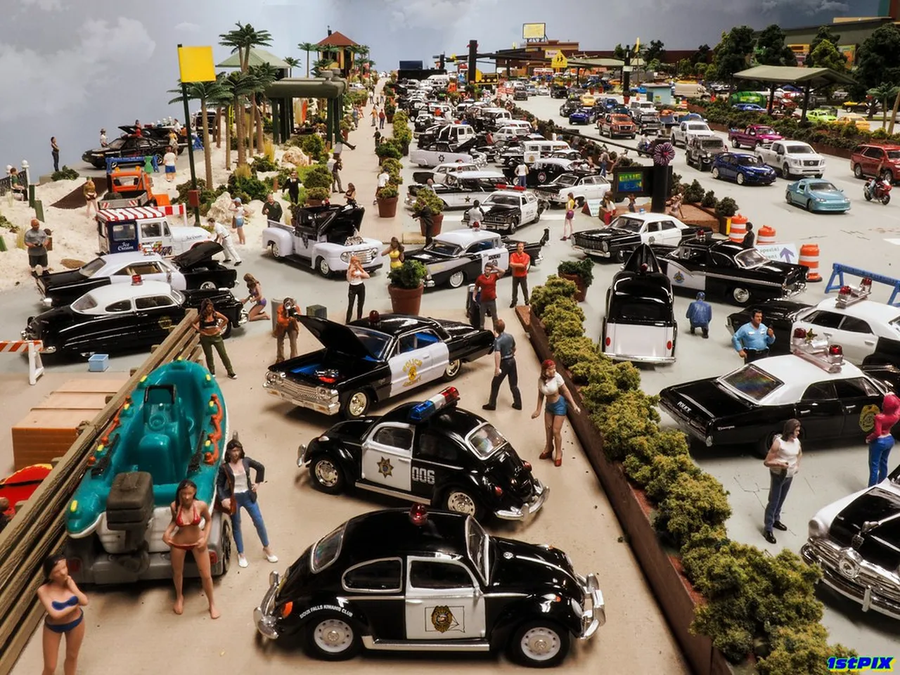 1. Experience the Vibrant Carnaval de Veracruz