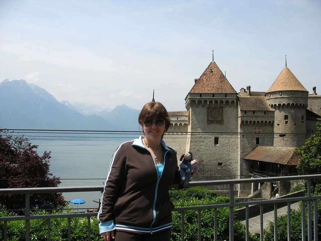 2. Take a Scenic Stroll Along Lake Geneva: Nature’s Beauty