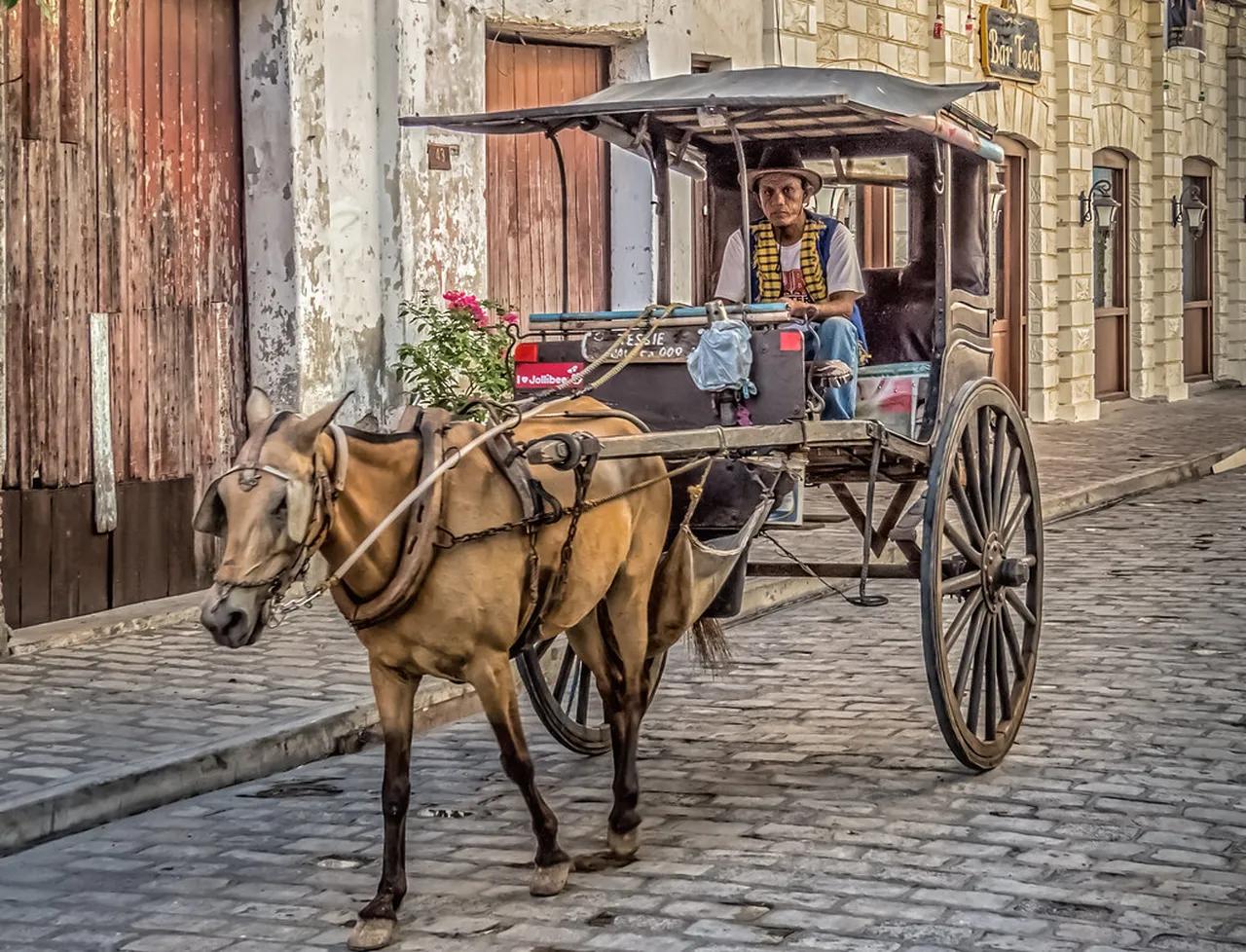 4. The Vibrant Festivals of Vigan: Celebrating Local Culture