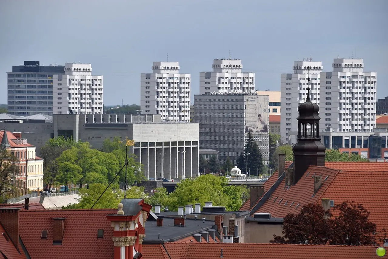 1. Explore the Stunning Market Square: Wrocław’s Heart