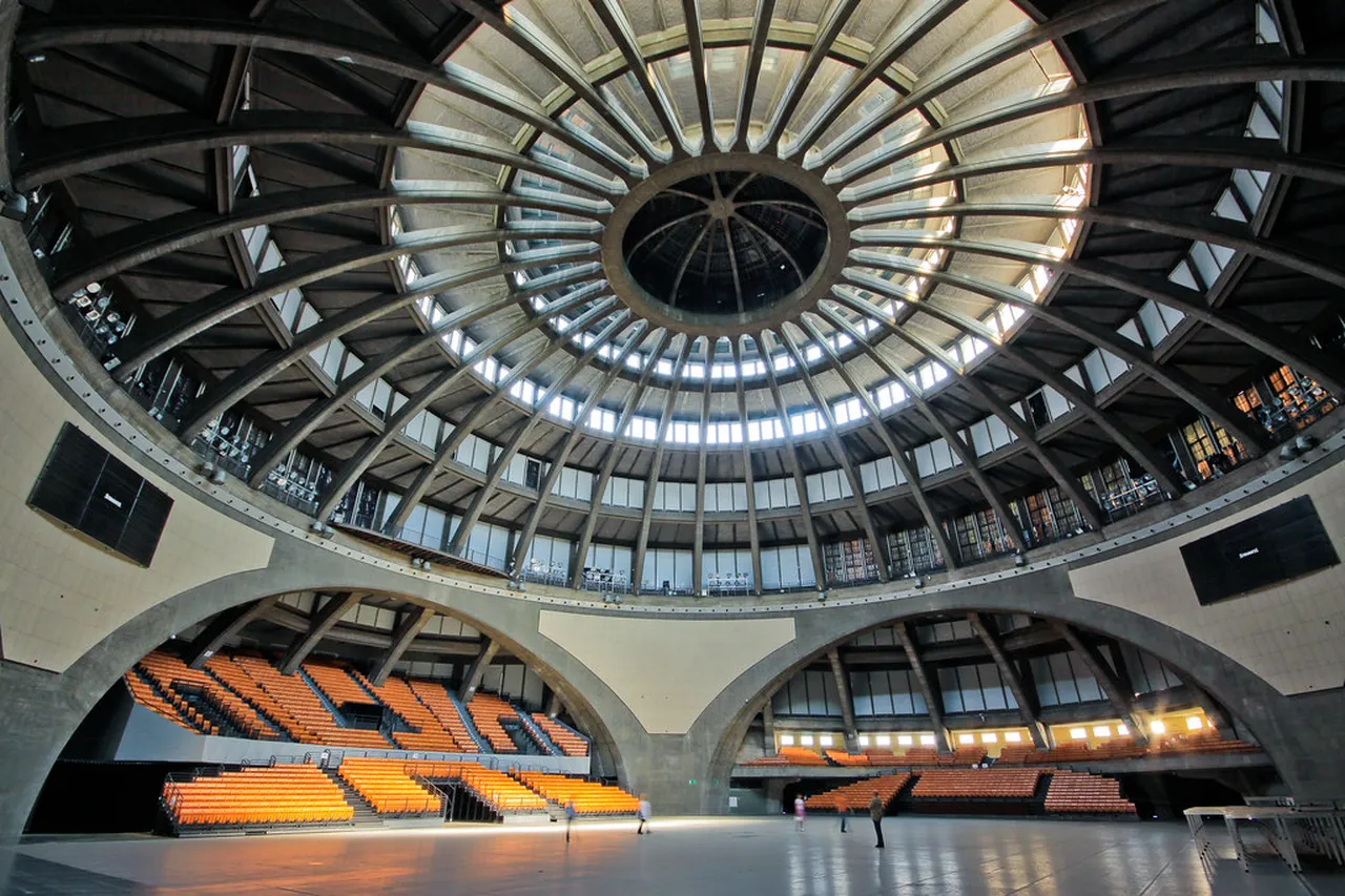 3. Centennial Hall: A Marvel of Modernist Architecture