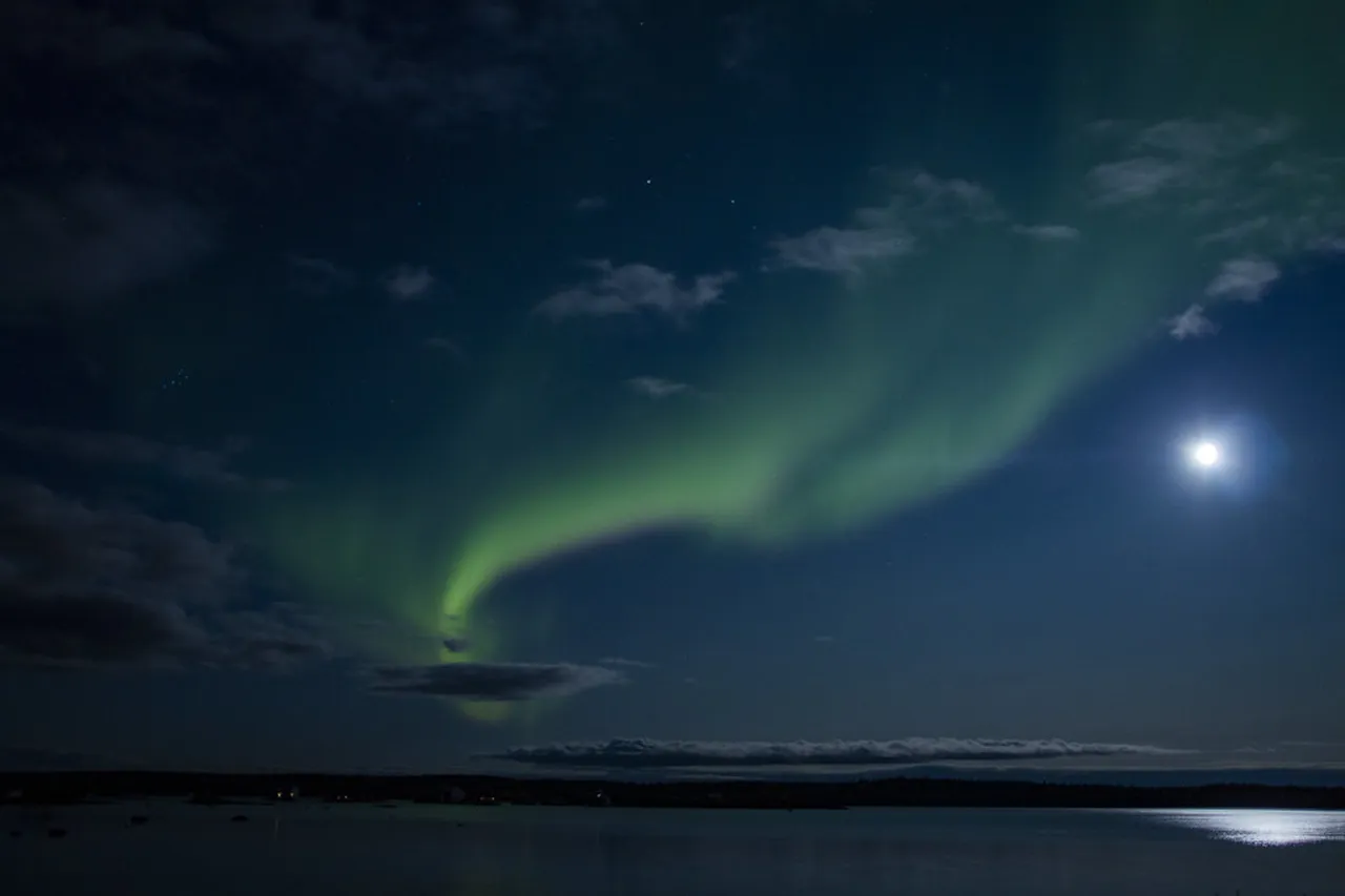 2. Explore the Historic Old Town: A Glimpse into Yellowknife’s Past