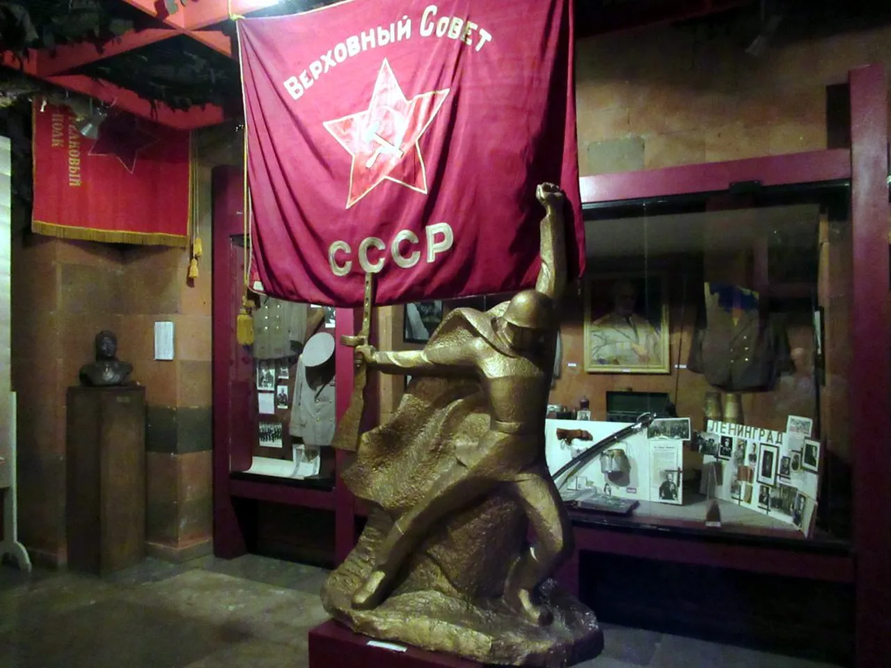 1. Visit the Republic Square: The Heart of Yerevan