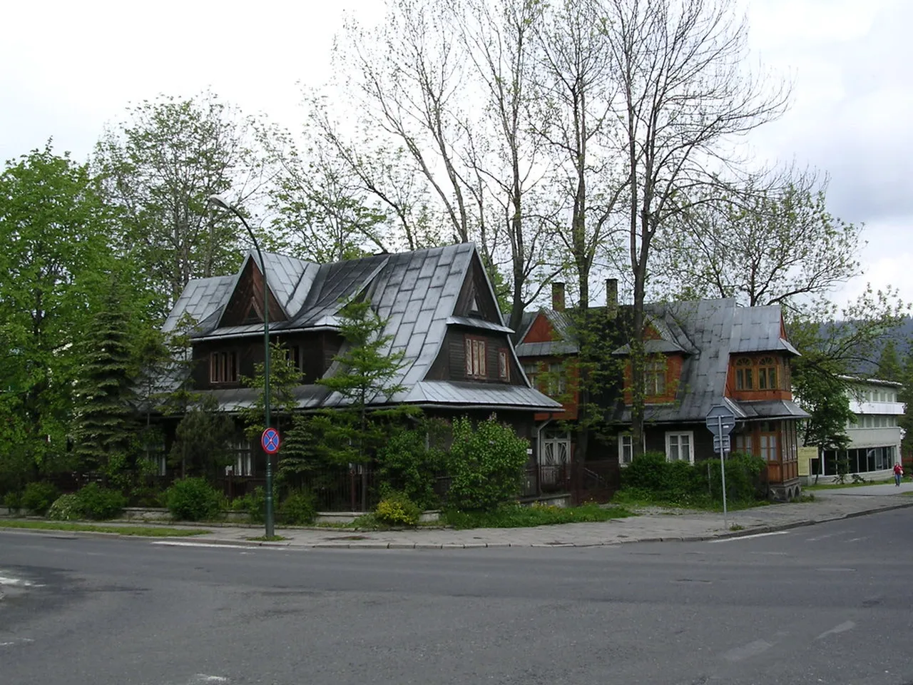 4. The Art of Zakopane: Handcrafted Souvenirs and Design