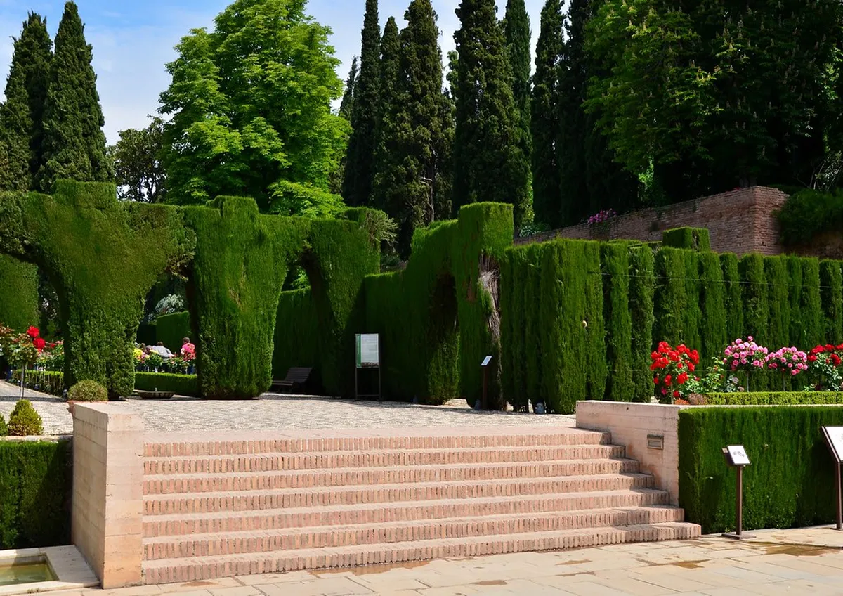 Midday: Generalife Gardens