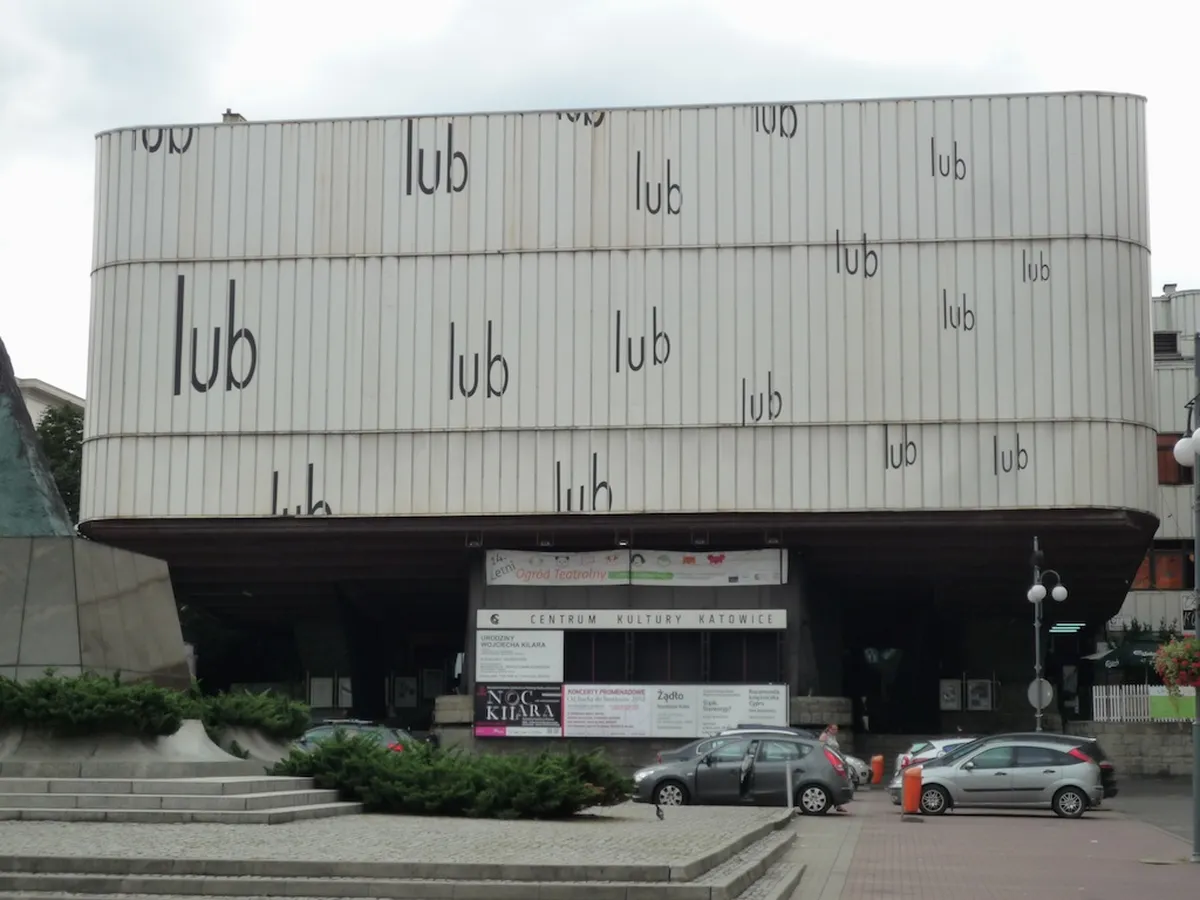 Midday: Katowice Gallery