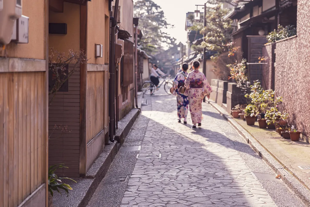 Morning: Nagamachi Samurai District