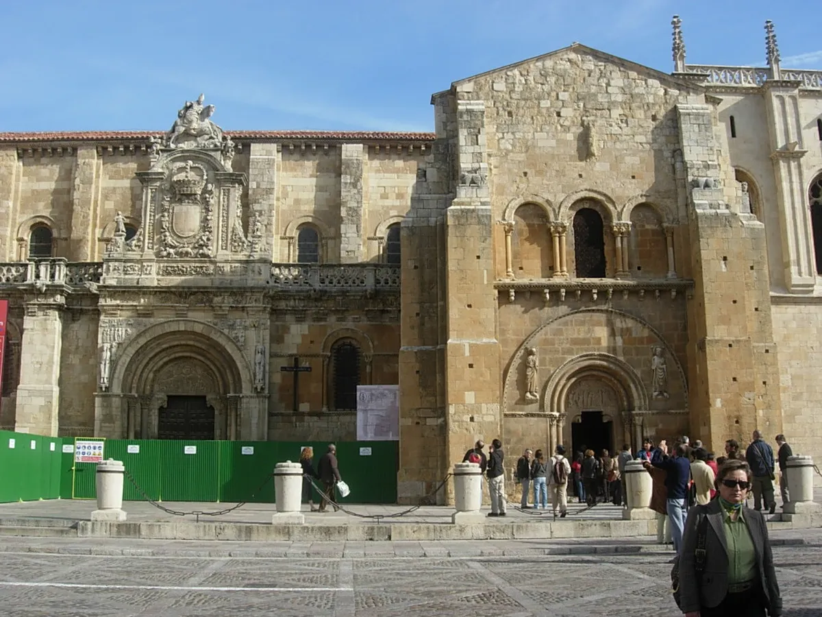 12pm: San Isidro Basilica