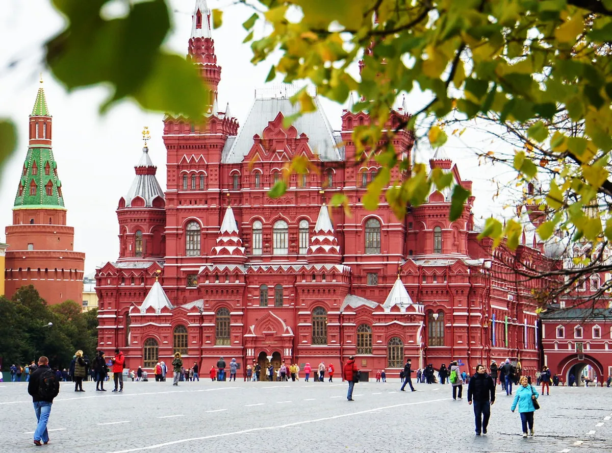 Morning: The State Historical Museum