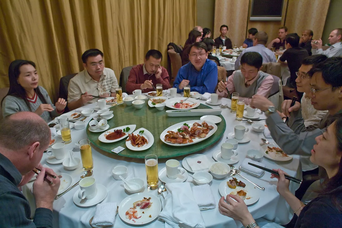 Evening: Traditional Shanghai Dinner