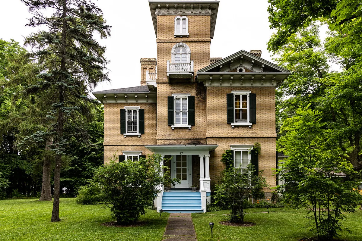 Morning: Wineries of Niagara-on-the-Lake